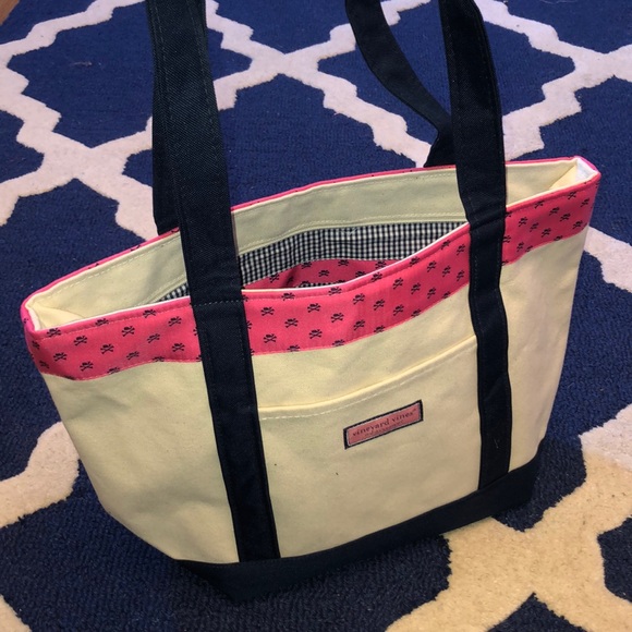 NWT Vineyard Vines Classic Tote - Picture 4 of 7